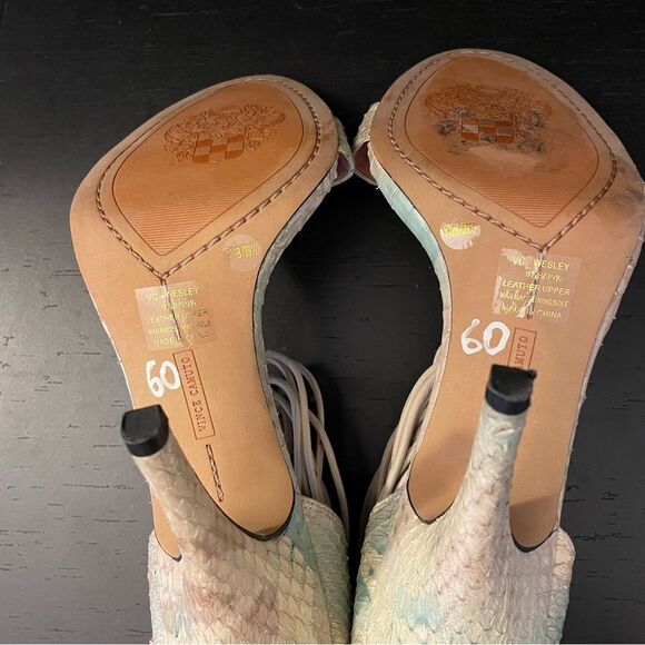 Vince Camuto Wesley Leather Snakeskin White Blue Heel Sandals Women’s Size 9.5 - Picture 6 of 8